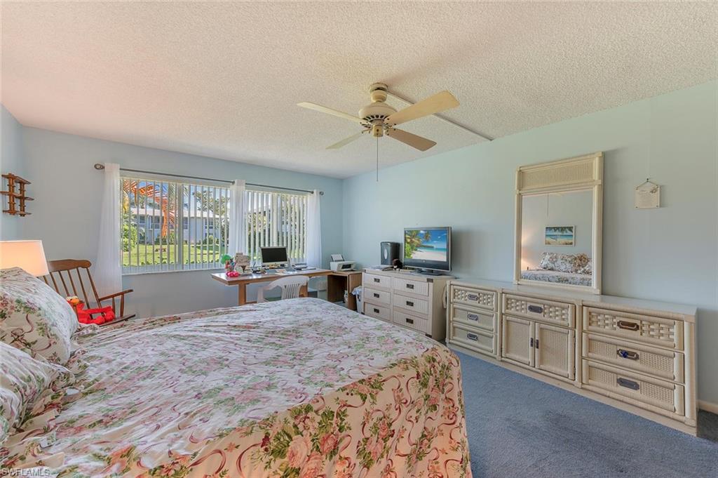 GLADES COUNTRY CLUB - Residential