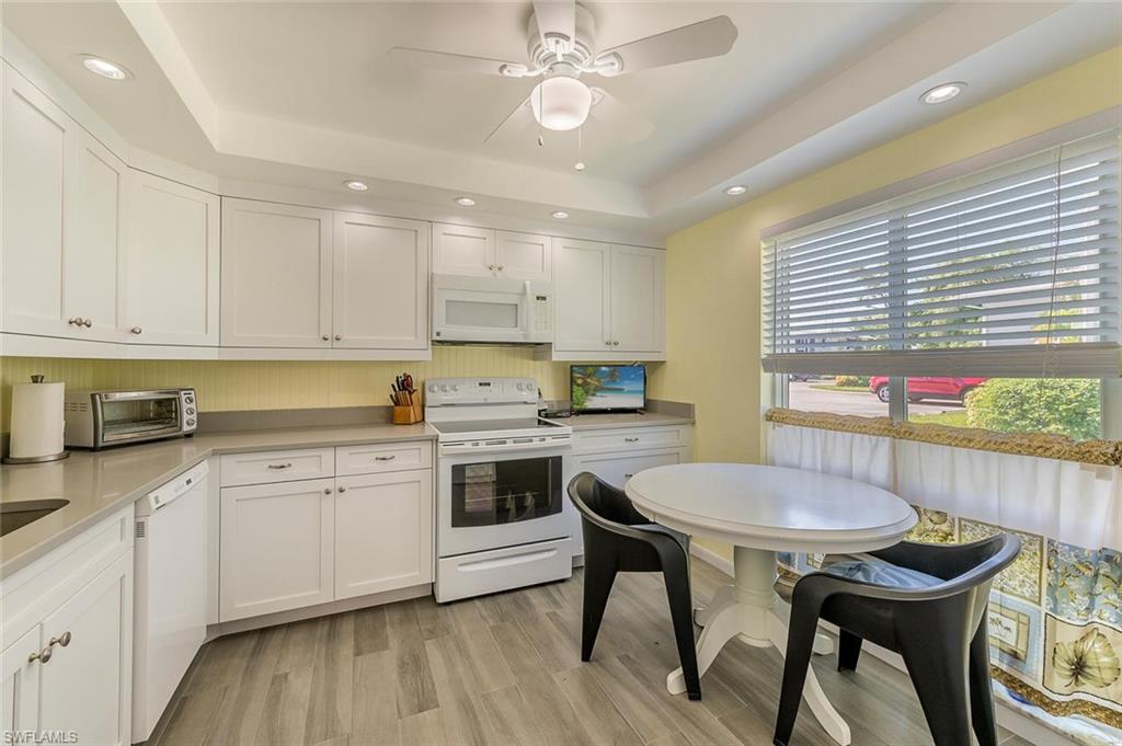 GLADES COUNTRY CLUB - Residential