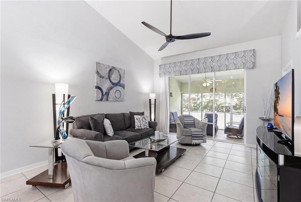 ROYAL VILLAS - Residential