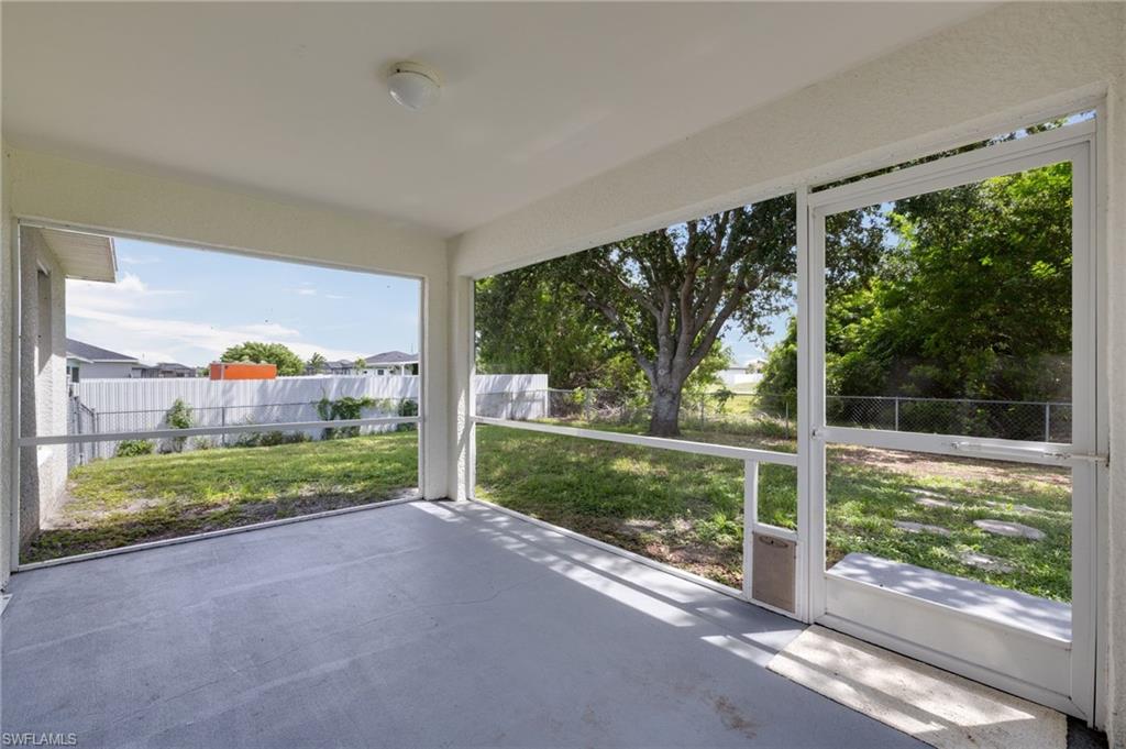 CAPE CORAL - Residential