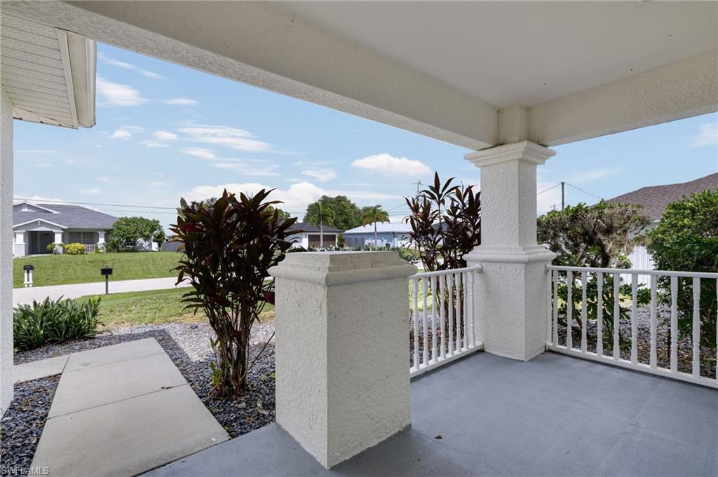 CAPE CORAL - Residential