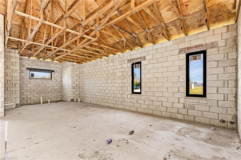 PUNTA GORDA - Residential