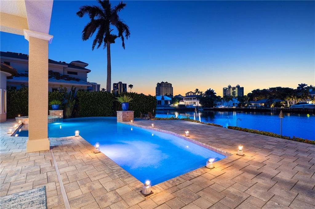 PARK SHORE - Residential