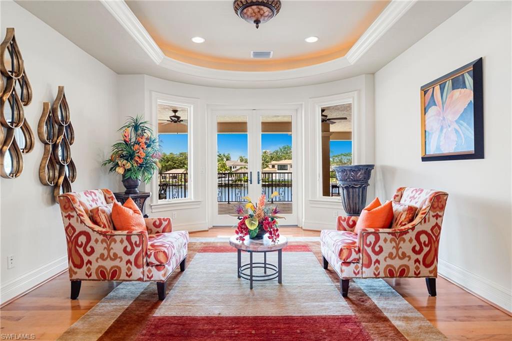 PARK SHORE - Residential