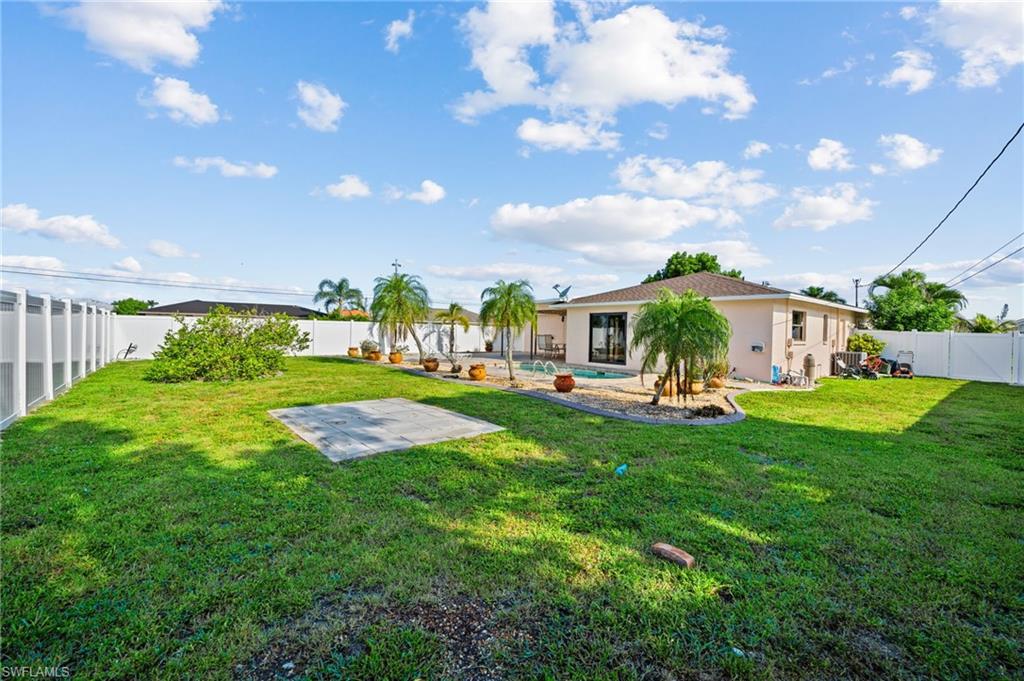 CAPE CORAL - Residential