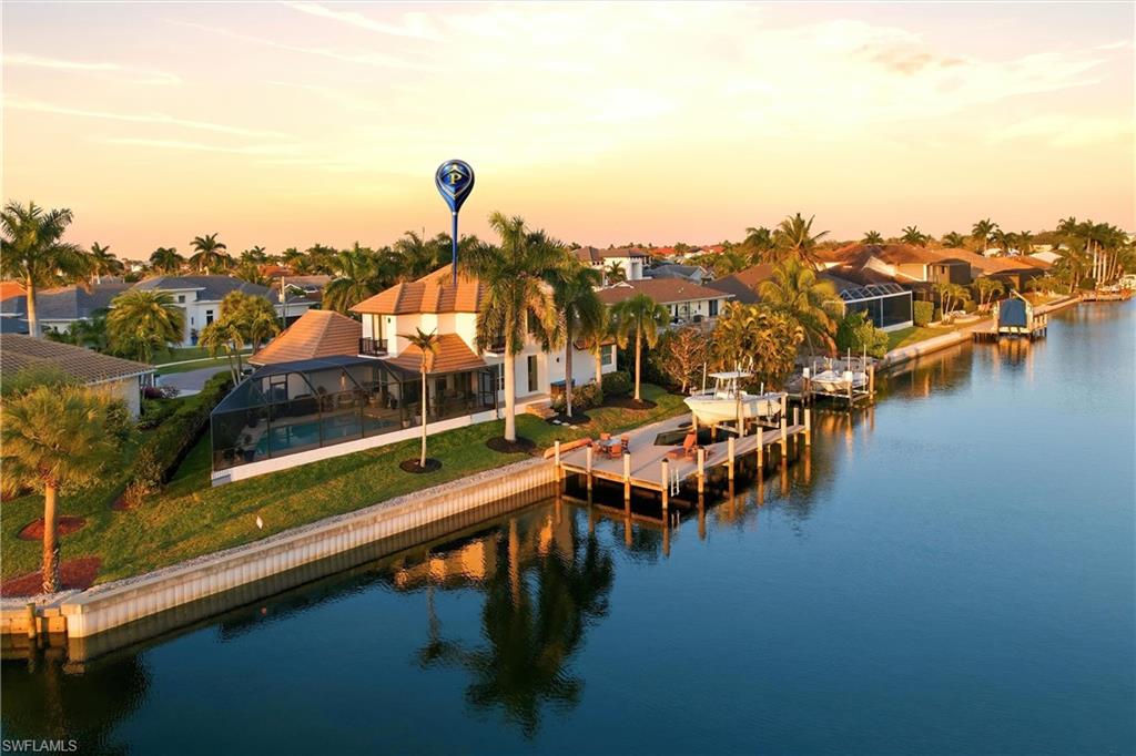 MARCO BEACH - Residential