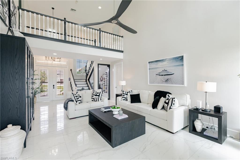MARCO BEACH - Residential