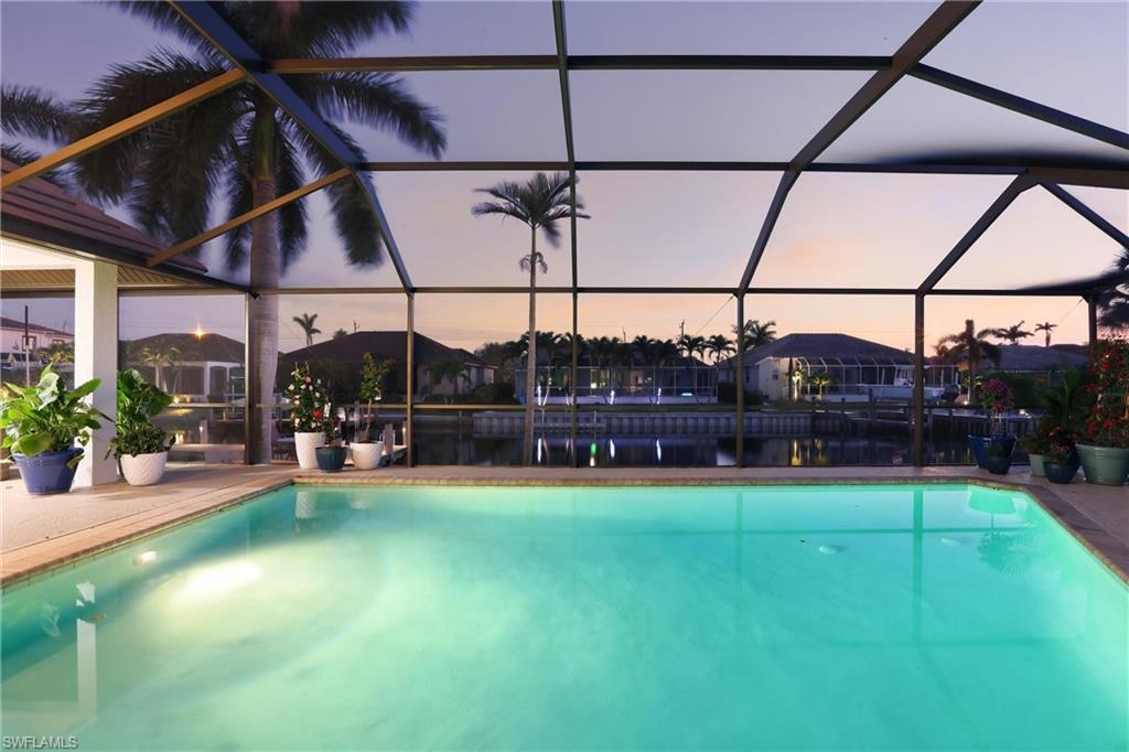 MARCO BEACH - Residential