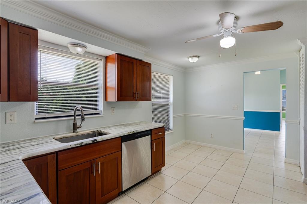 SAN CARLOS PARK - Residential
