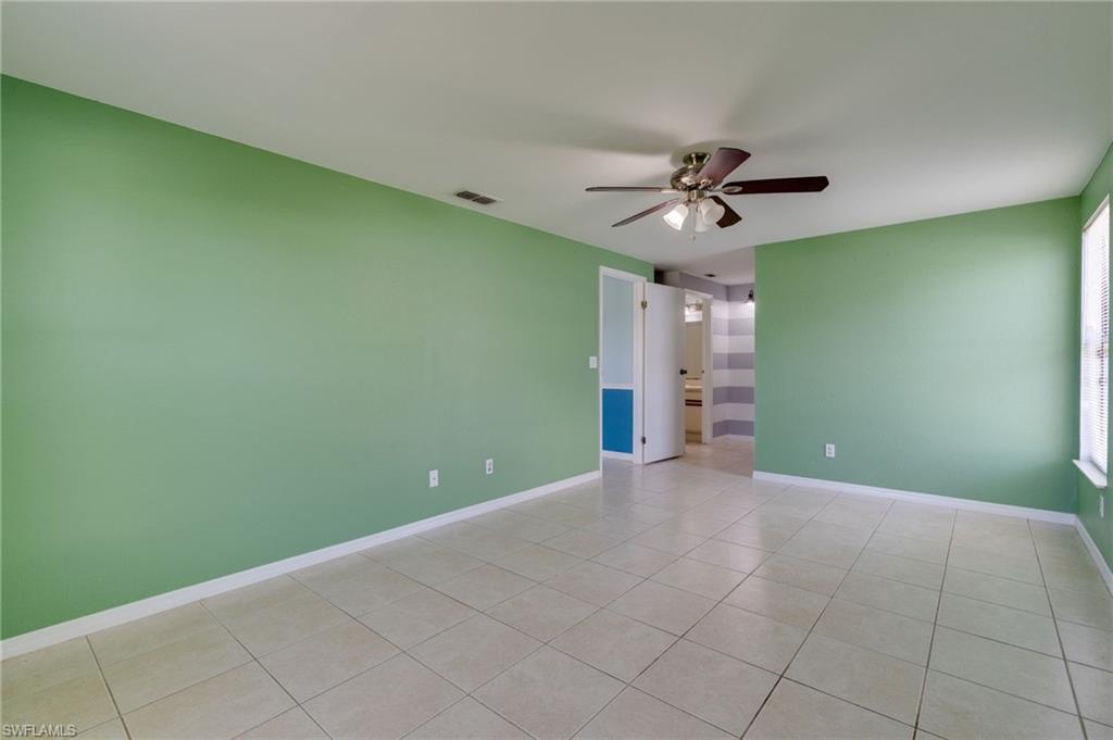 SAN CARLOS PARK - Residential