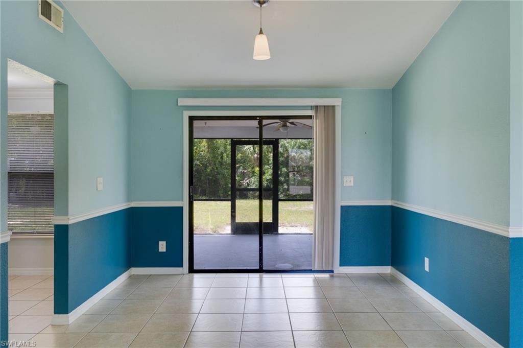 SAN CARLOS PARK - Residential