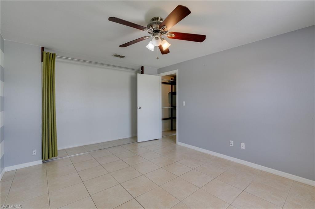 SAN CARLOS PARK - Residential