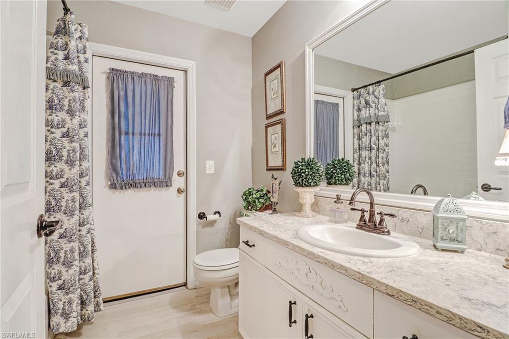 SAN CARLOS PARK - Residential