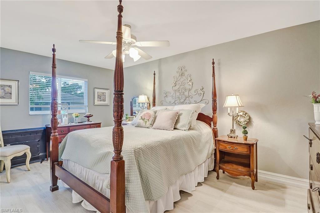 SAN CARLOS PARK - Residential