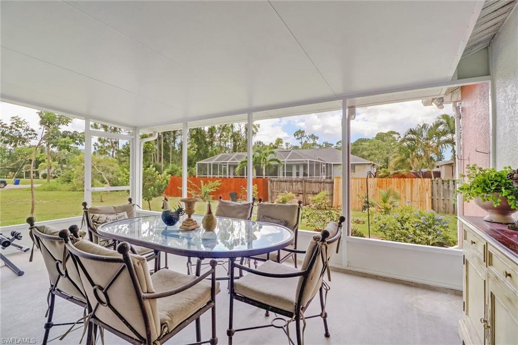 SAN CARLOS PARK - Residential