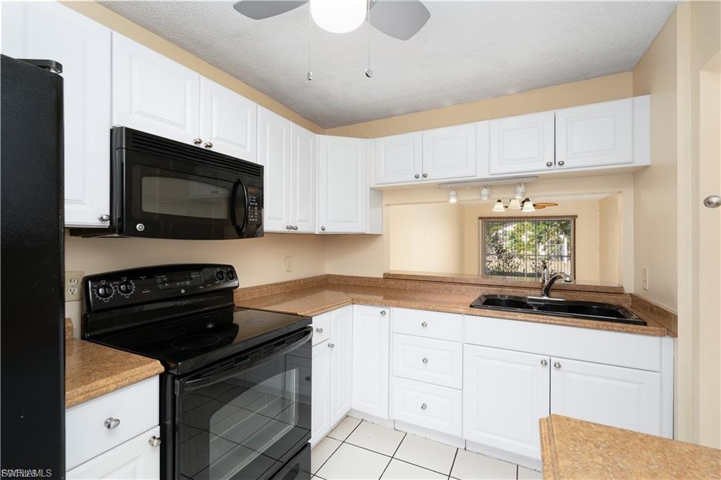 PLAZA COUNTRY BLVD CONDO - Residential Lease
