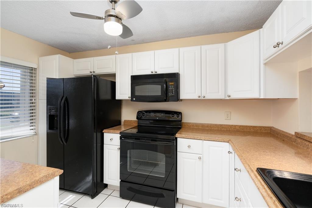 PLAZA COUNTRY BLVD CONDO - Residential Lease