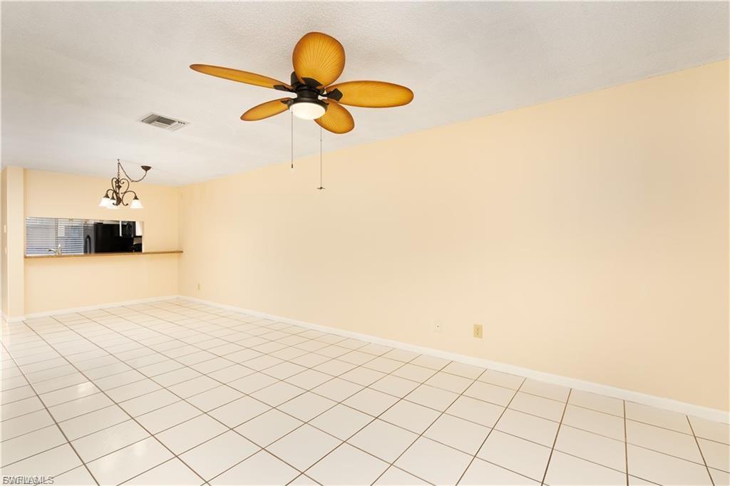 PLAZA COUNTRY BLVD CONDO - Residential Lease