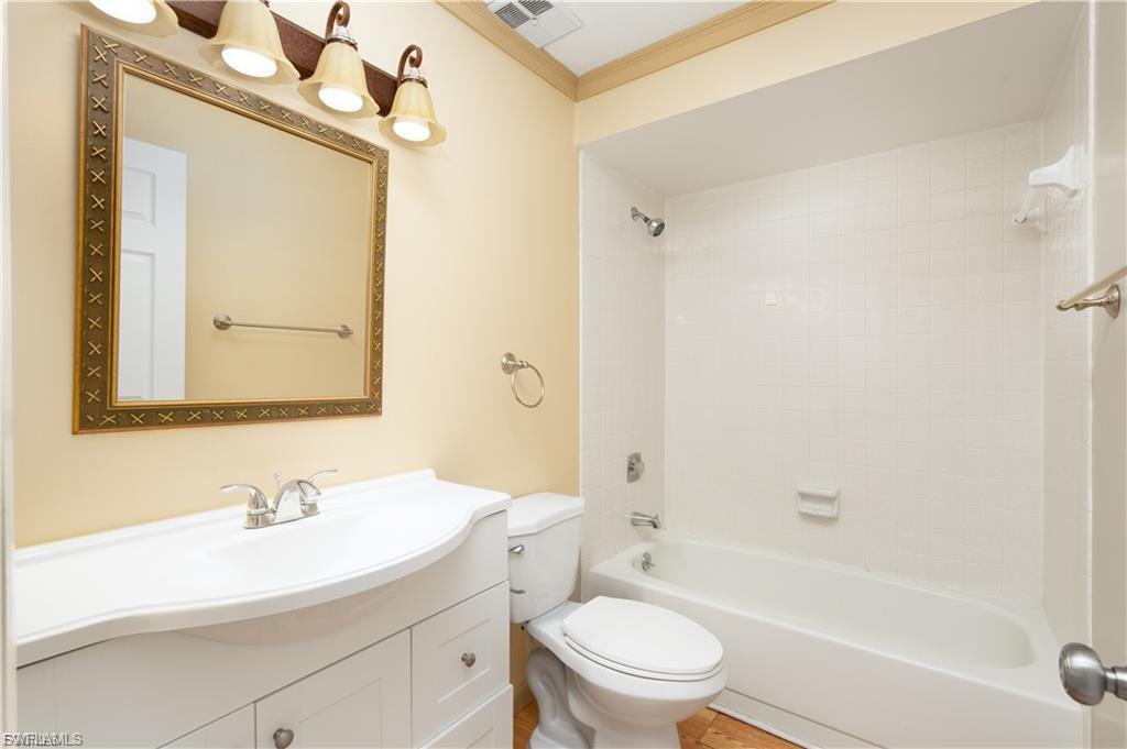 PLAZA COUNTRY BLVD CONDO - Residential Lease