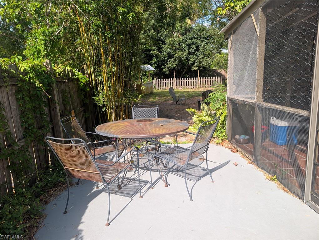 WOODFORD PARK - Residential Lease