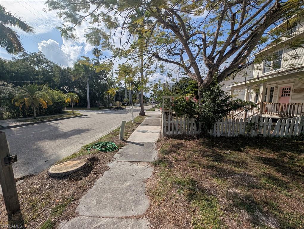 WOODFORD PARK - Residential Lease