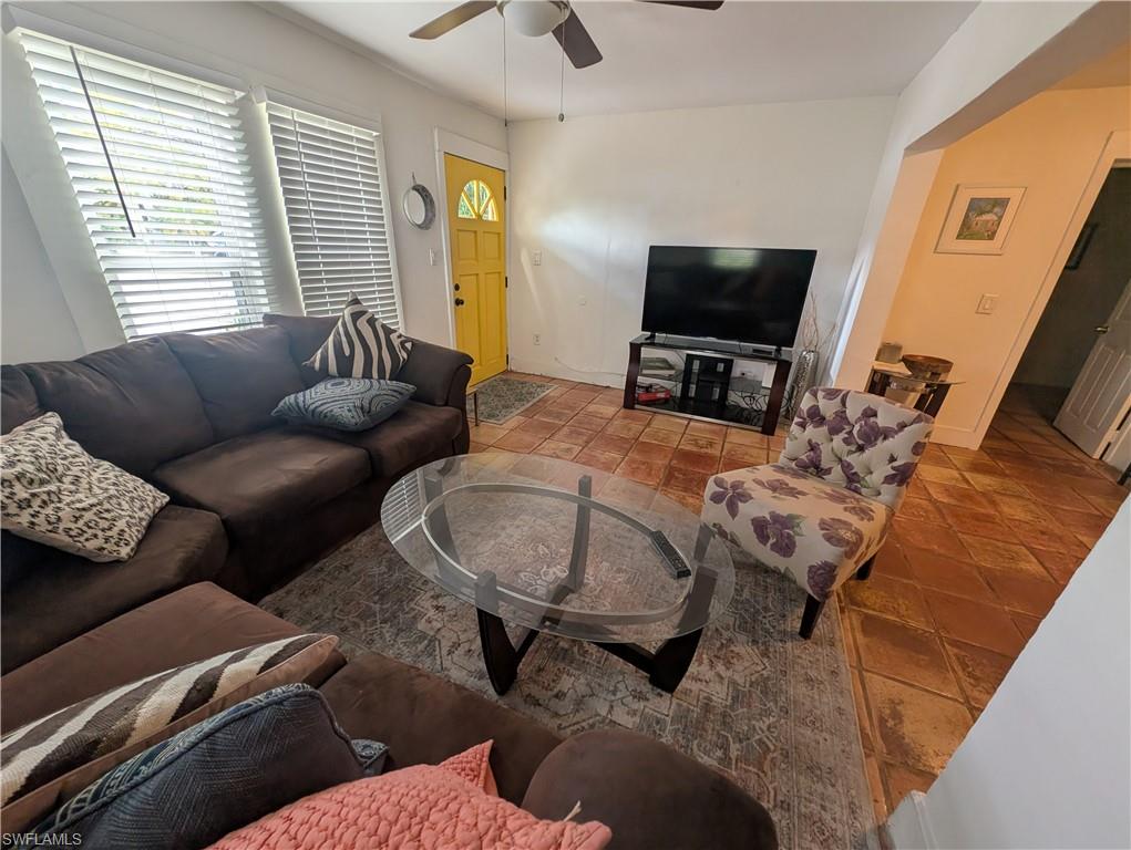 WOODFORD PARK - Residential Lease