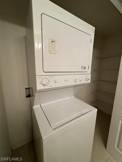 VILLAGE OF STONEYBROOK - Residential Lease