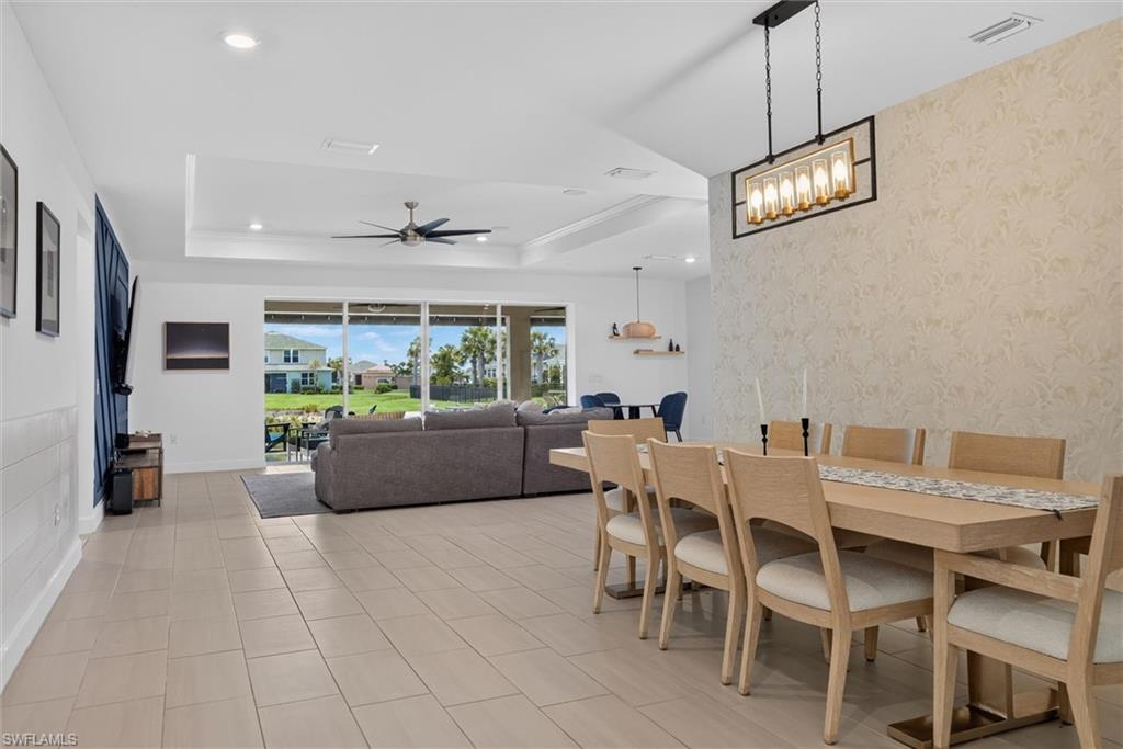 NORTHRIDGE - Residential