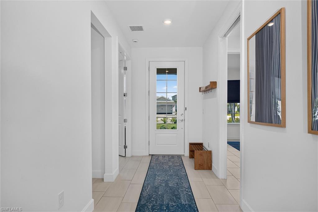 NORTHRIDGE - Residential