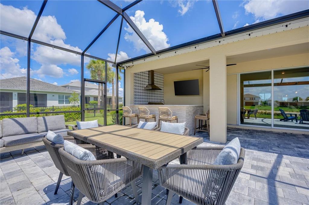 NORTHRIDGE - Residential