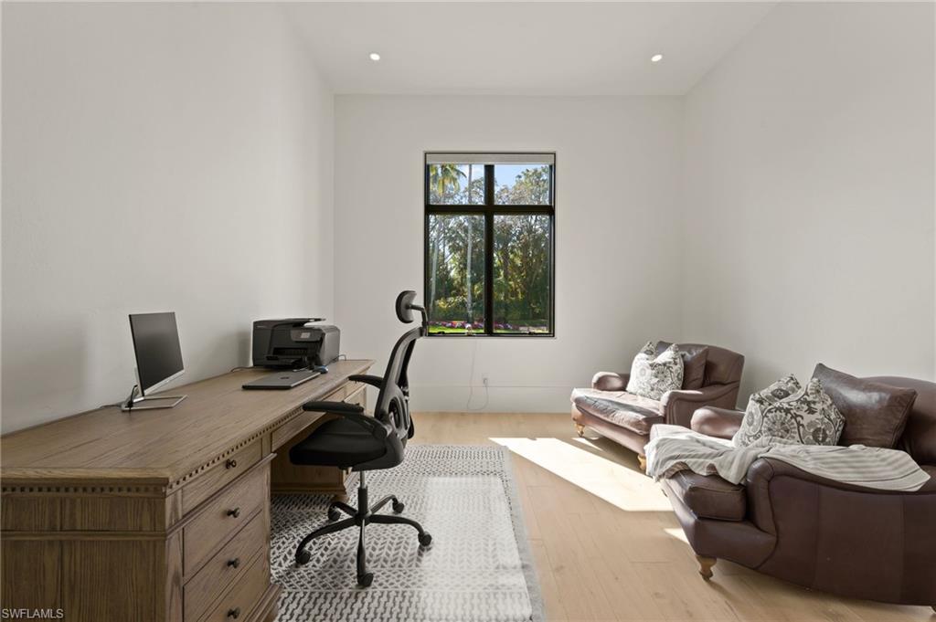 QUAIL WEST - Residential