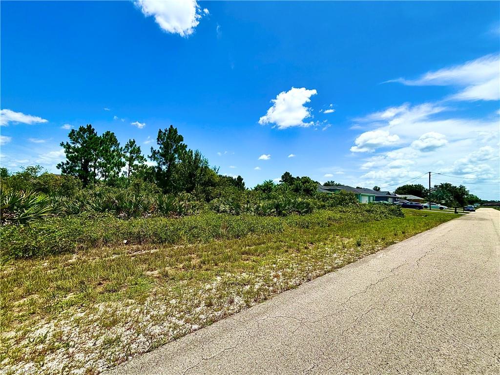 LEHIGH ACRES - Land