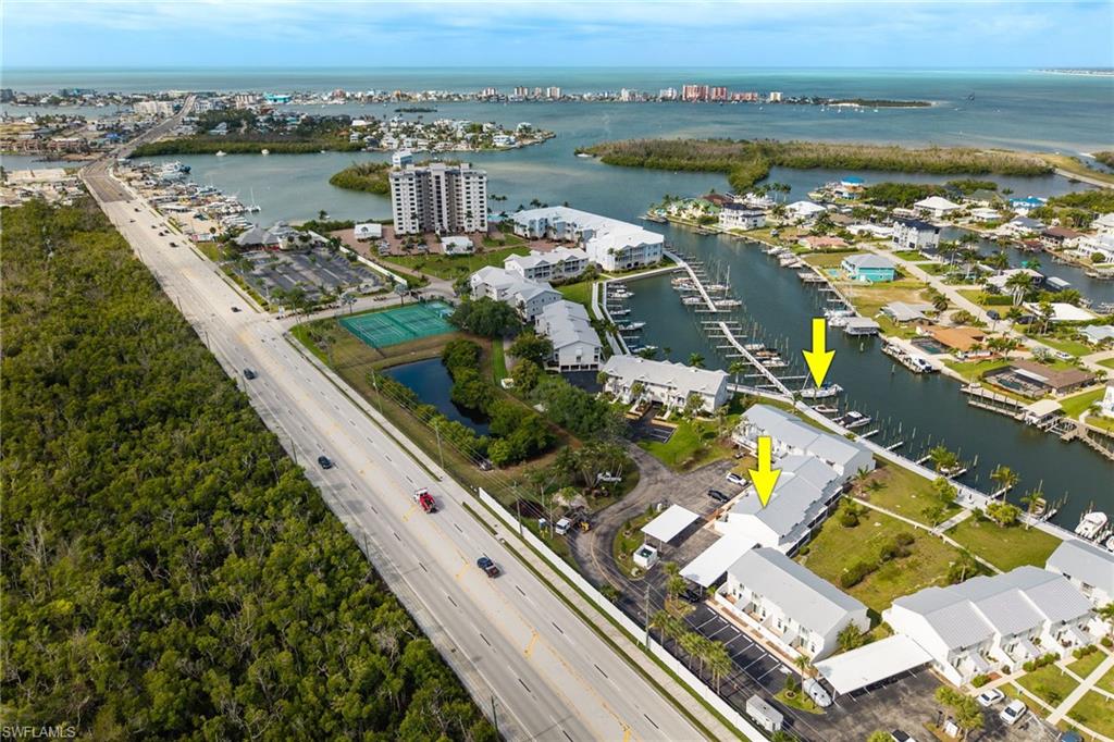 BOARDWALK CAPER - Residential