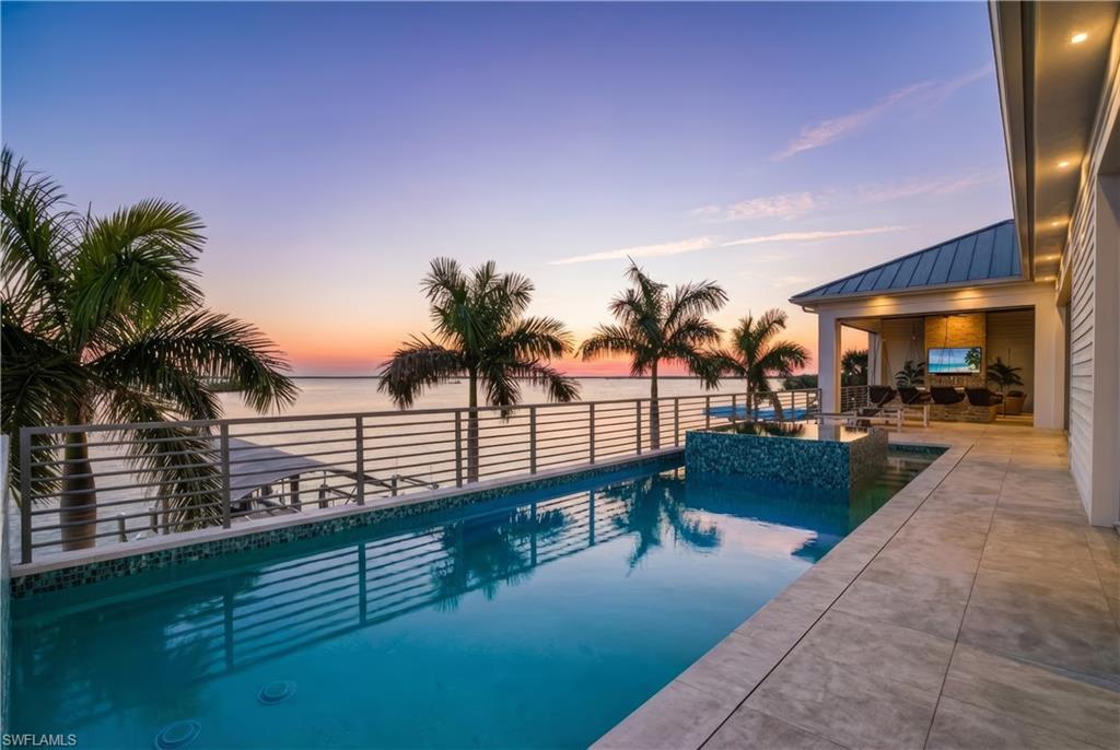 FAIRVIEW ISLES - Residential