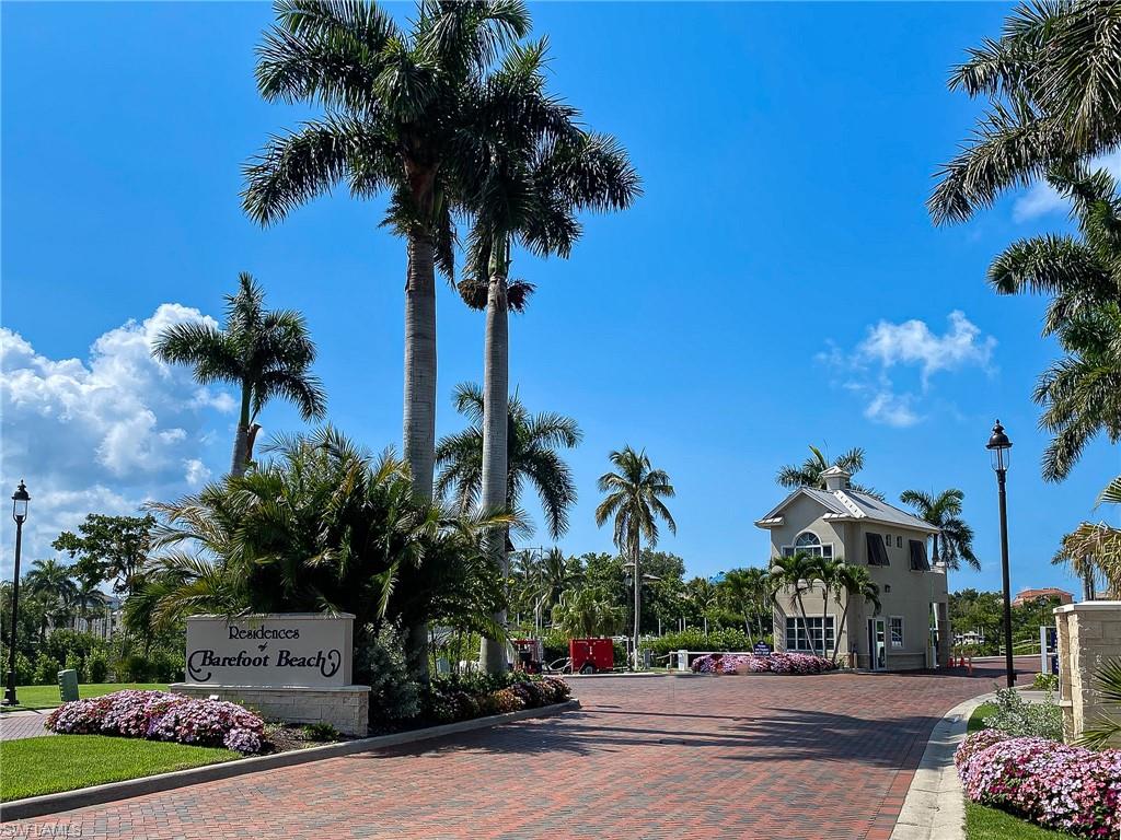 BAREFOOT BEACH - Land