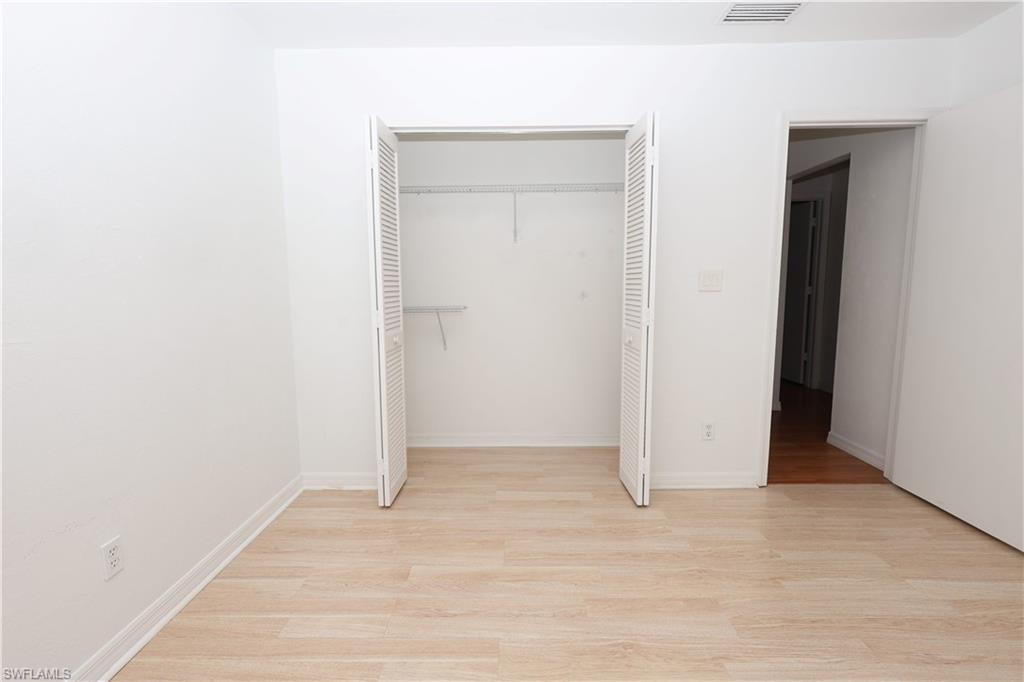 FOREST MERE TOWNHOUSE COMMUNITY - Residential Lease