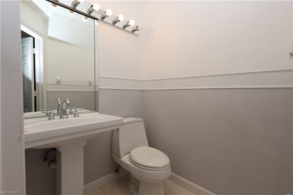 FOREST MERE TOWNHOUSE COMMUNITY - Residential Lease