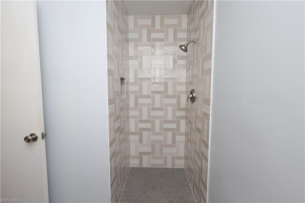 FOREST MERE TOWNHOUSE COMMUNITY - Residential Lease