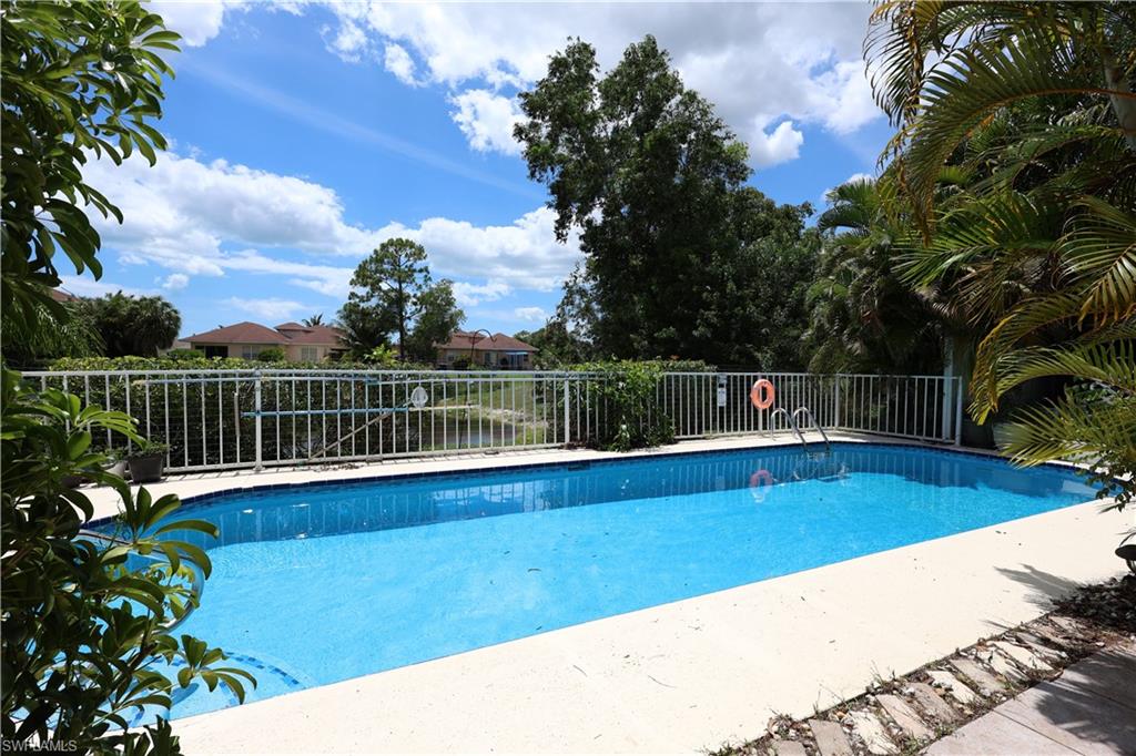 FOREST MERE TOWNHOUSE COMMUNITY - Residential Lease
