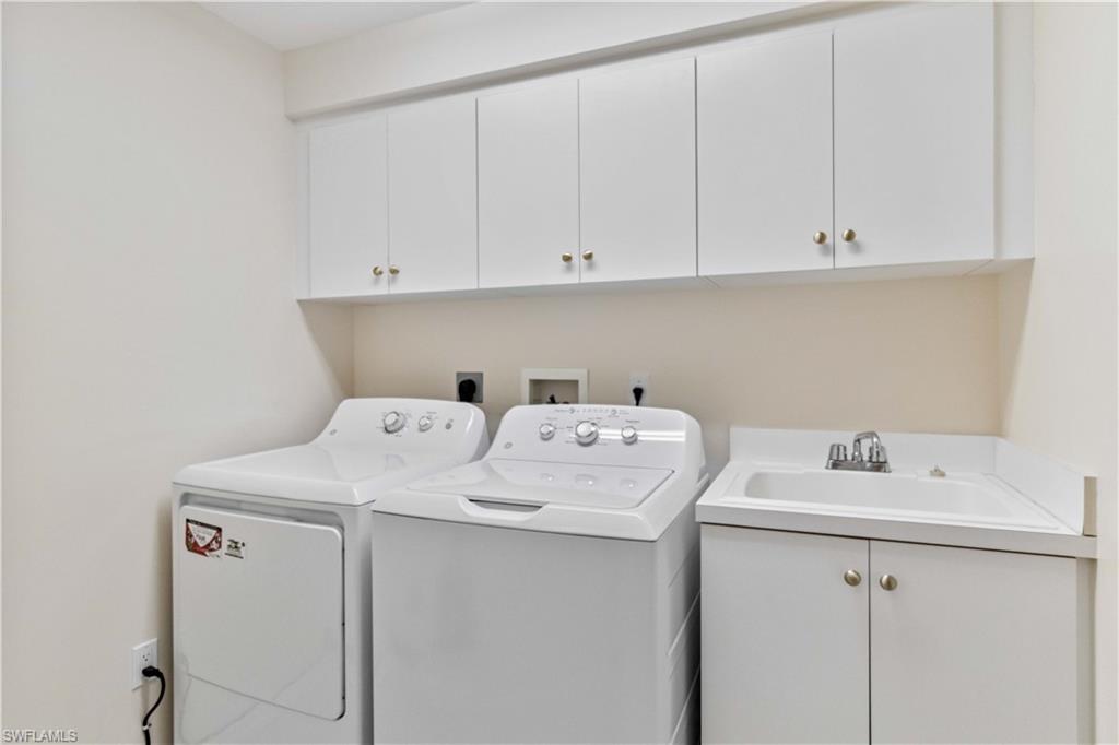 TOWER POINTE AT ARBOR TRACE - Residential Lease