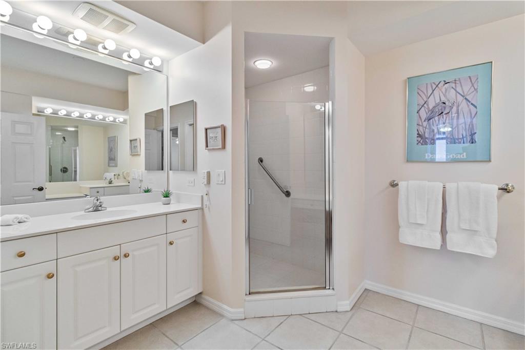 TOWER POINTE AT ARBOR TRACE - Residential Lease