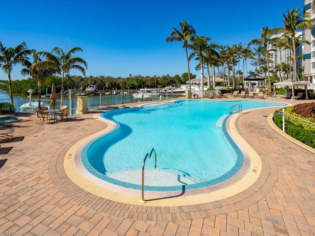AQUA - Residential