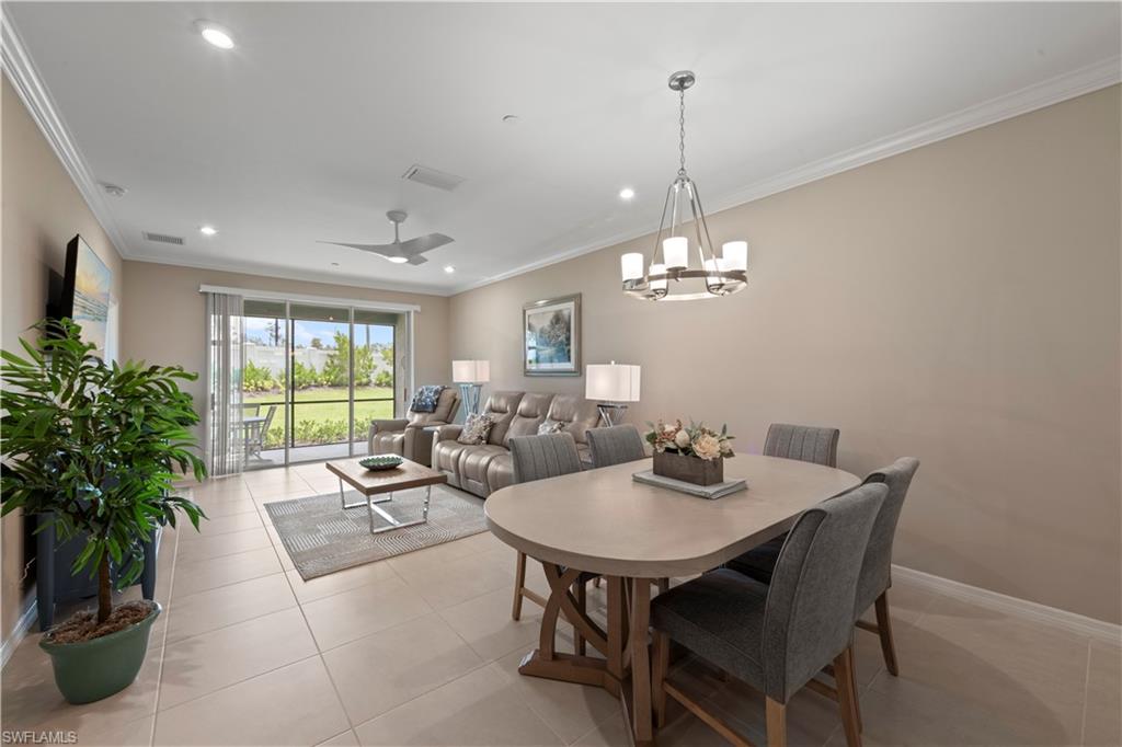 ESPLANADE LAKE CLUB - Residential