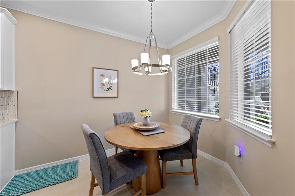 ESPLANADE LAKE CLUB - Residential