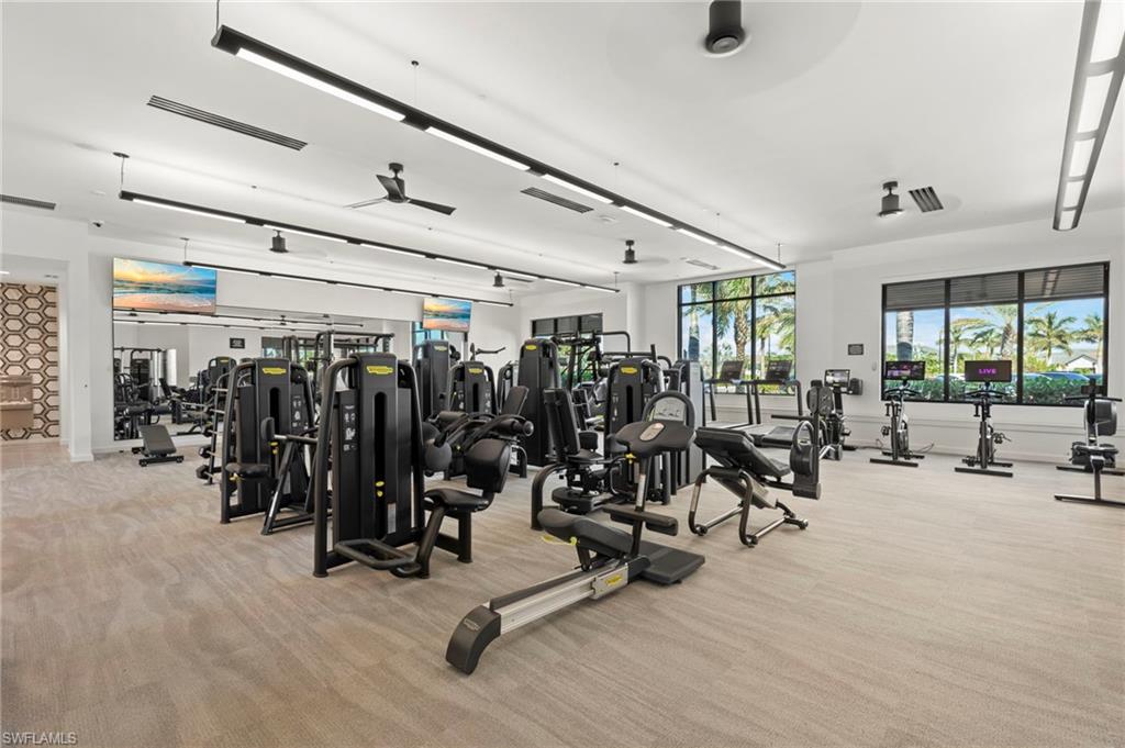 ESPLANADE LAKE CLUB - Residential