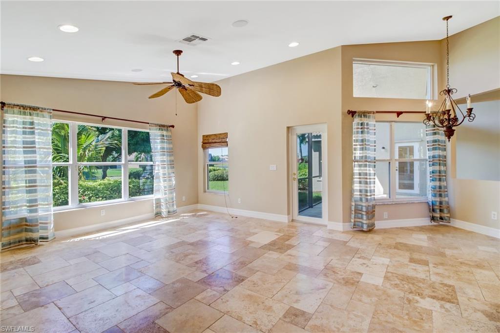SATURNIA LAKES - Residential