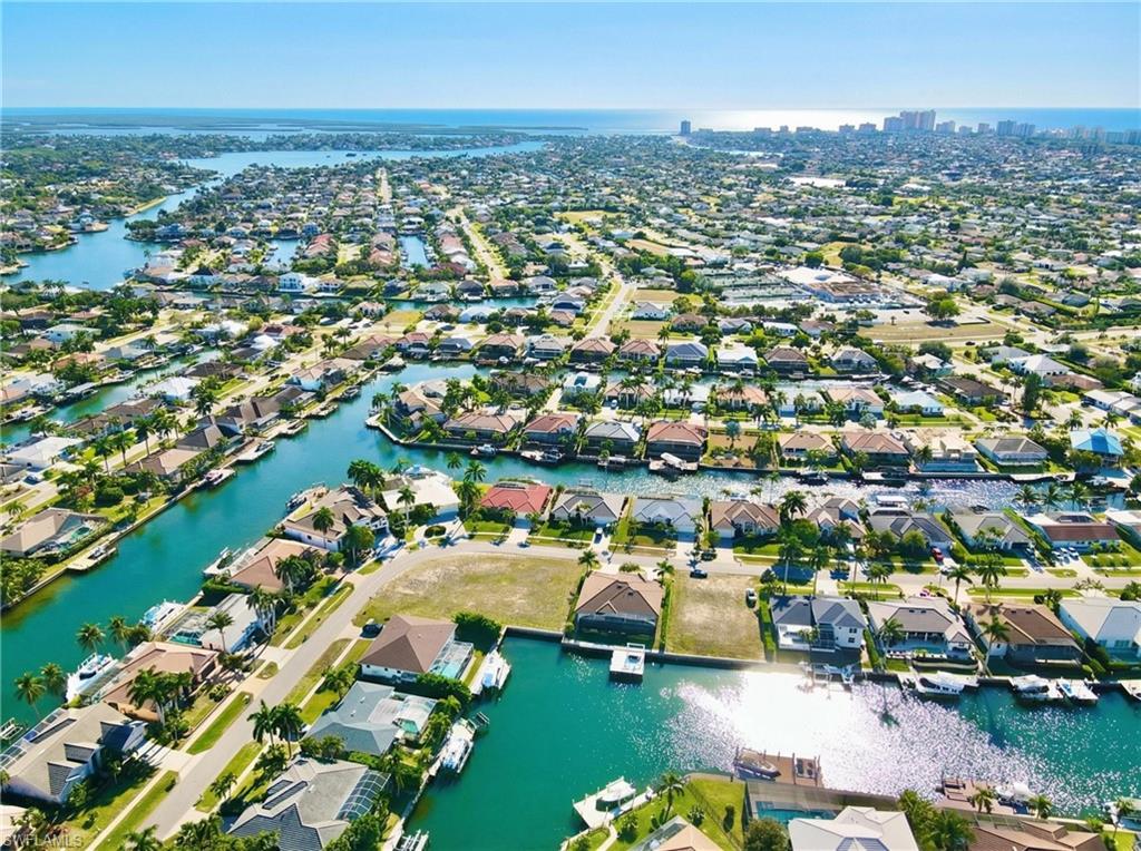 MARCO ISLAND - Land