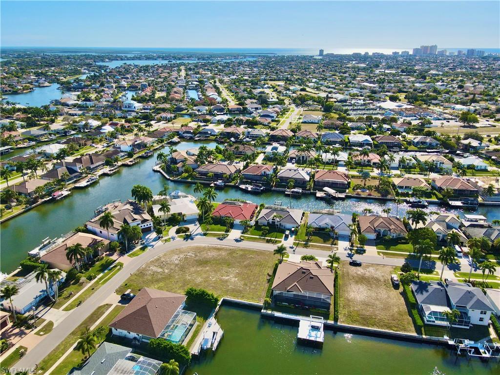MARCO ISLAND - Land