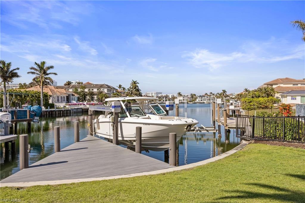 PARK SHORE - Residential