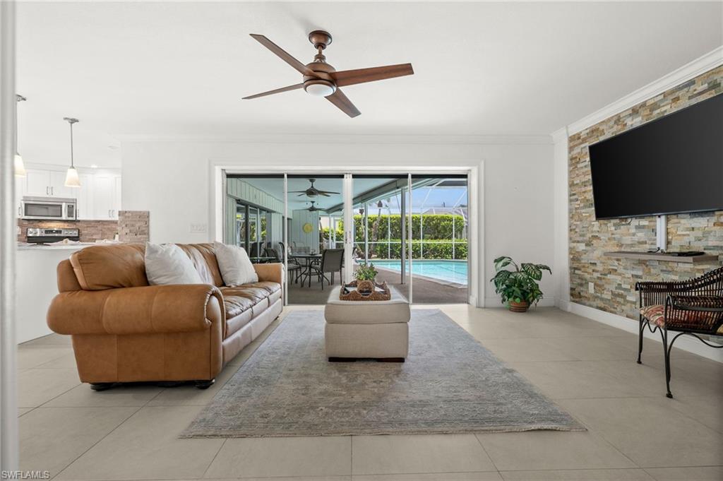 PALM RIVER ESTATES - Residential